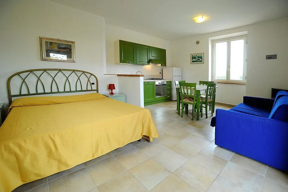 Ombra Verde Resort Rooms & Apartments 0*, Puntone di Scarlino