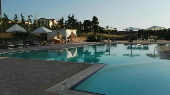 Ombra Verde Resort Rooms & Apartments